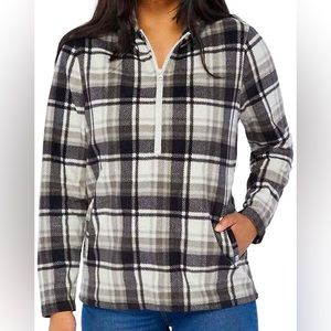 NWOT O’Neill Woman’s Julia Pullover Hooded jacket in XXL black/white